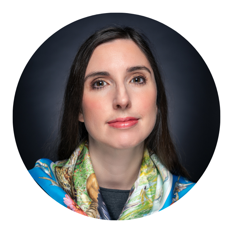 Alison Alvarez headshot